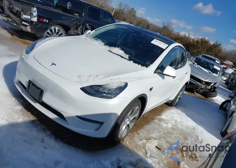 2022 Tesla Model Y Long Range Dual Motor All-Wheel Drive from USA, damaged, VIN 7SAYGDEE1NF425622